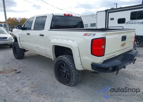 2014 Chevrolet Silverado 1500 2Lt z USA, uszkodzony, nr VIN 3GCUKREC0EG270996